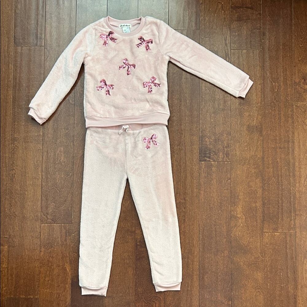 Derek Heart Kid’s Deliciously Soft Pink Set with Sequin Bow Details, Size 6